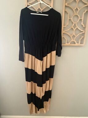 Black and Tan Striped Long Sleeve Maxi Dress